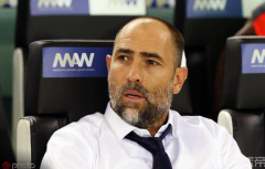 ����ȷ�ֱ����¬�����������ı�